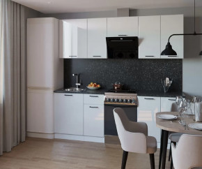 Кухонный прямой гарнитур арт.13, 2400 мм, Белый глянец в Советском - sovetskij.mebel-tymen.ru | фото